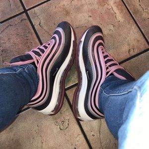 AIR MAX 97s